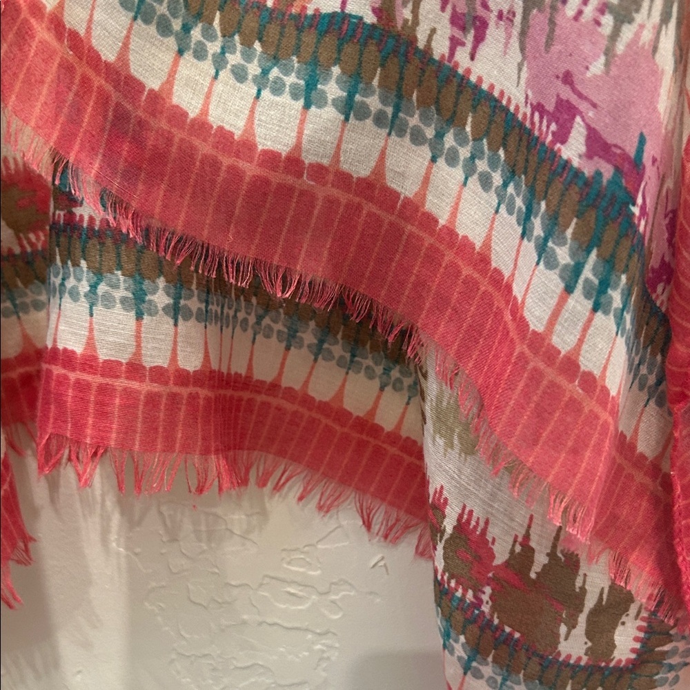 Multicolor Patterned Women's Shawl - Picture 3 of 6